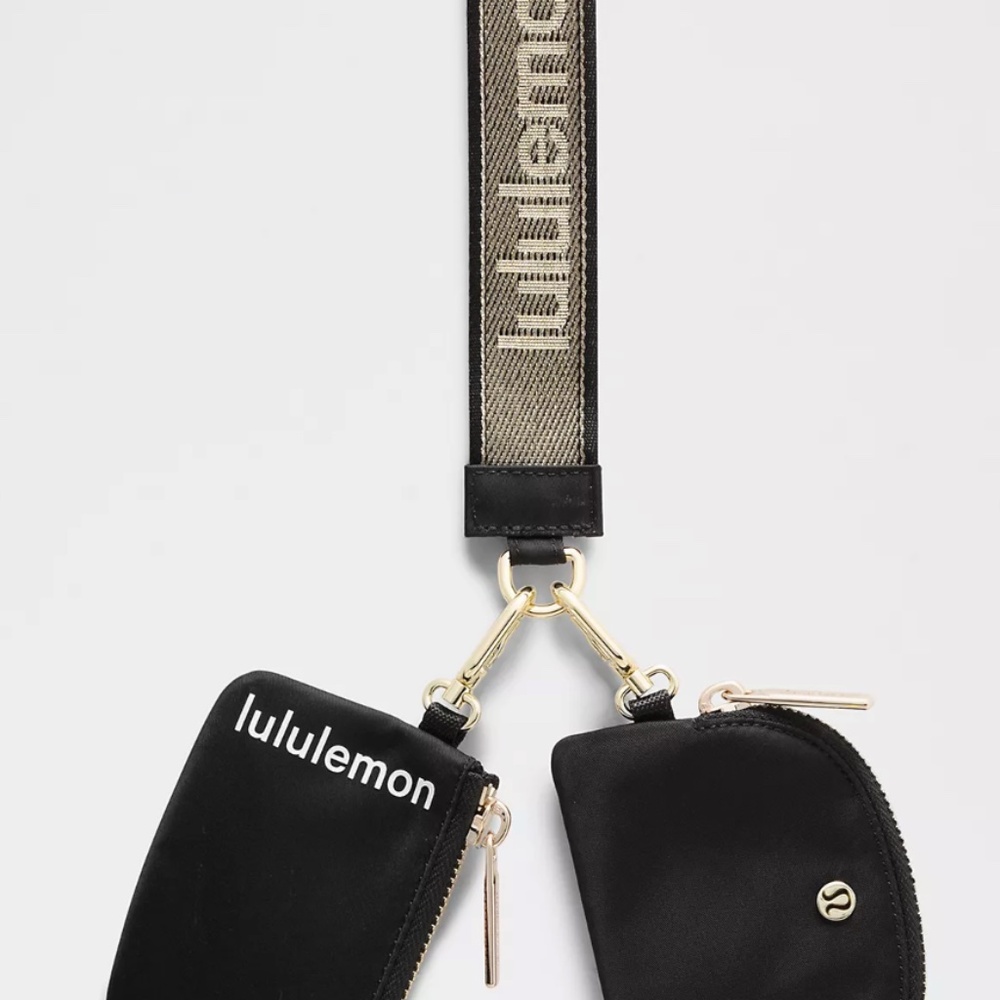 🔥NWT🔥 Lululemon Dual Pouch Wristlet Metallic Wordmark